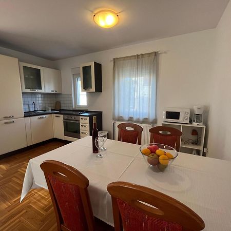 Burle Apartment With Free Private Parking ميدولين المظهر الخارجي الصورة