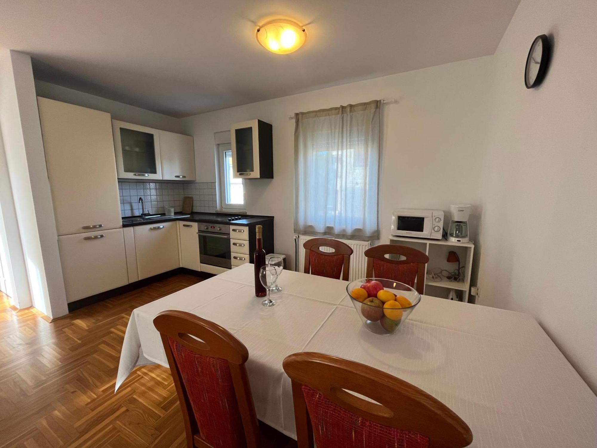 Burle Apartment With Free Private Parking ميدولين المظهر الخارجي الصورة