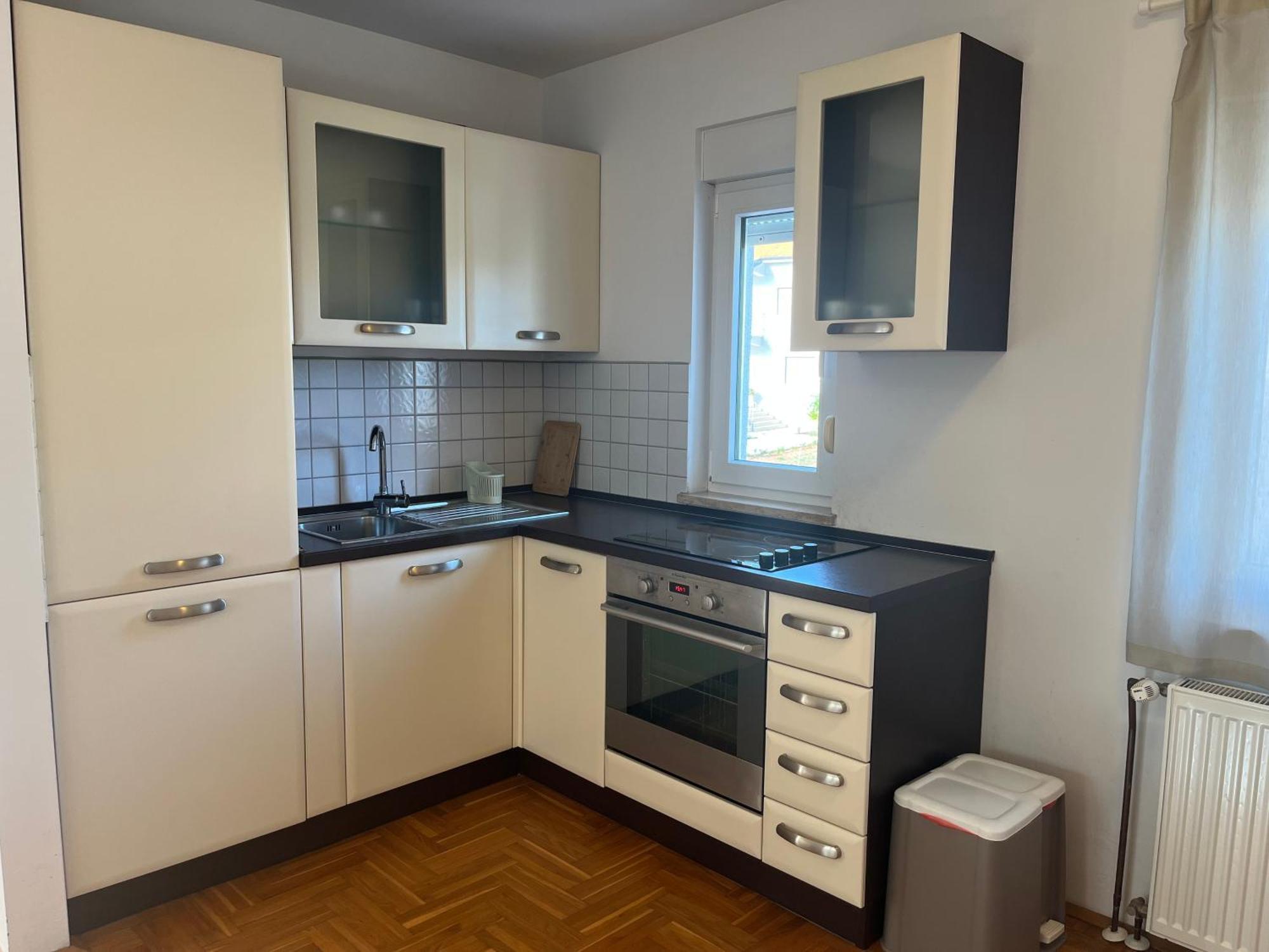 Burle Apartment With Free Private Parking ميدولين المظهر الخارجي الصورة