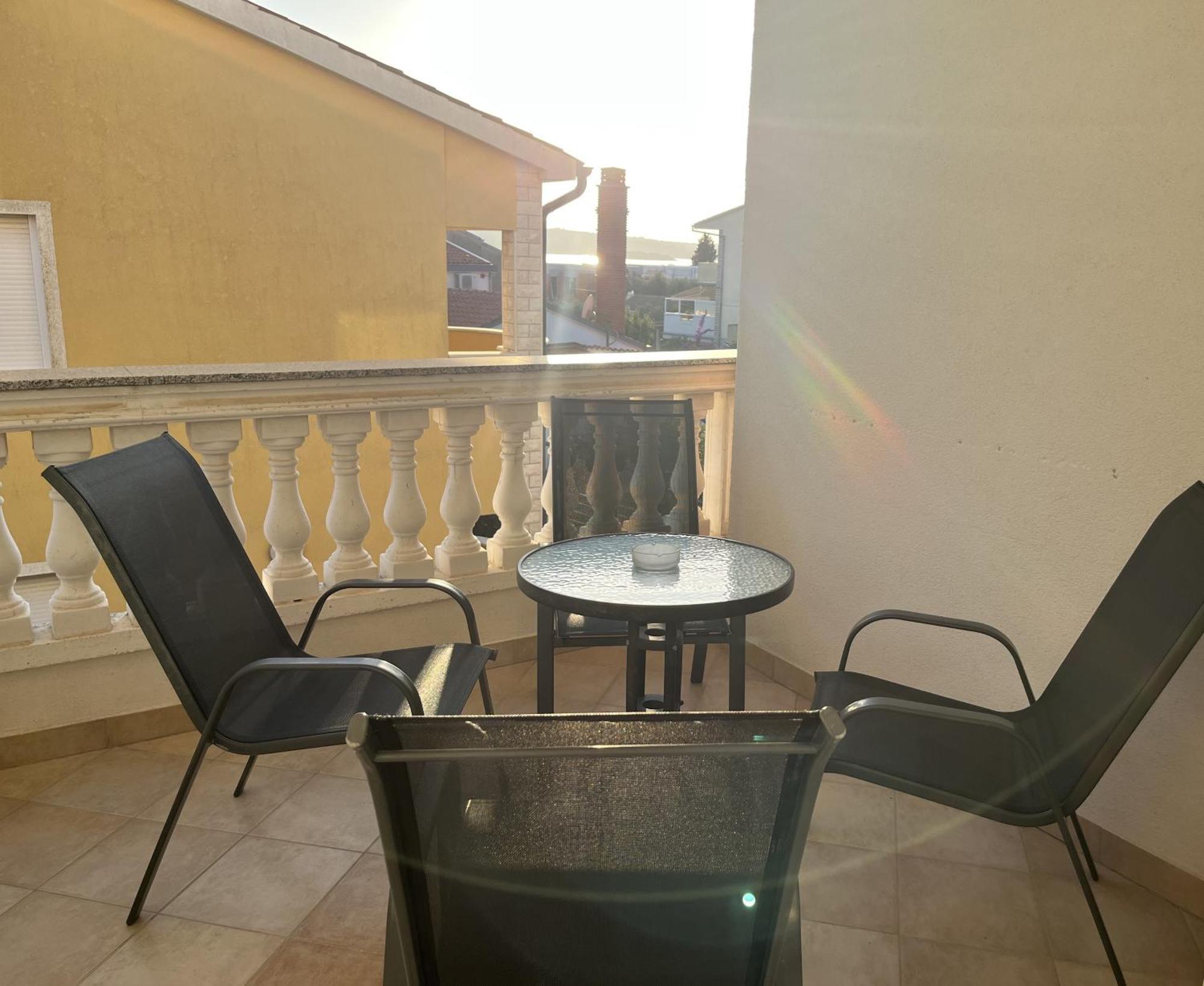 Burle Apartment With Free Private Parking ميدولين المظهر الخارجي الصورة